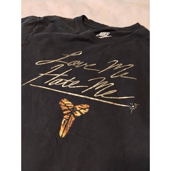 Nike Kobe Bryant "Love Me Hate Me" Animal Instinct T-Shirt Medium Regular Fit - Picture 1 of 9